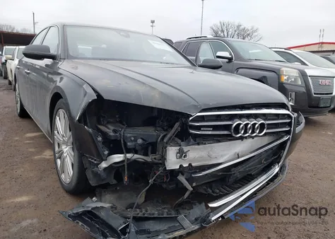 2015 Audi A8 L 4.0T из США, поврежденный, VIN WAU32AFD0FN040028